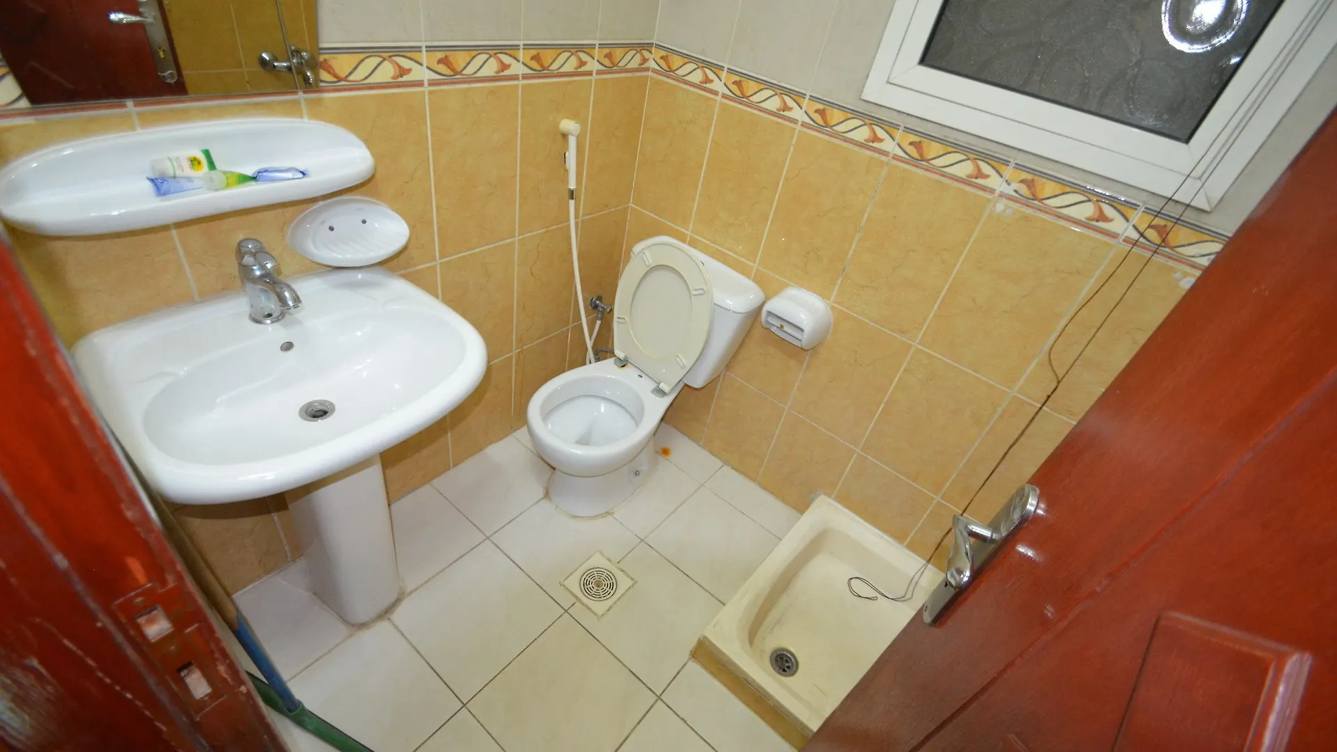 Отель Al Tawfik Plaza Мекка 3*,